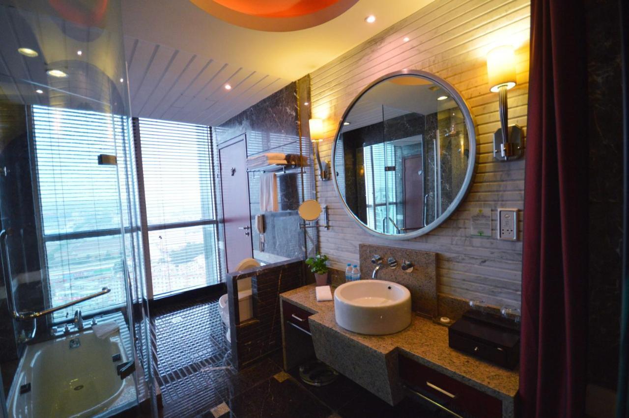 Empark Grand Hotel Kunming Buitenkant foto