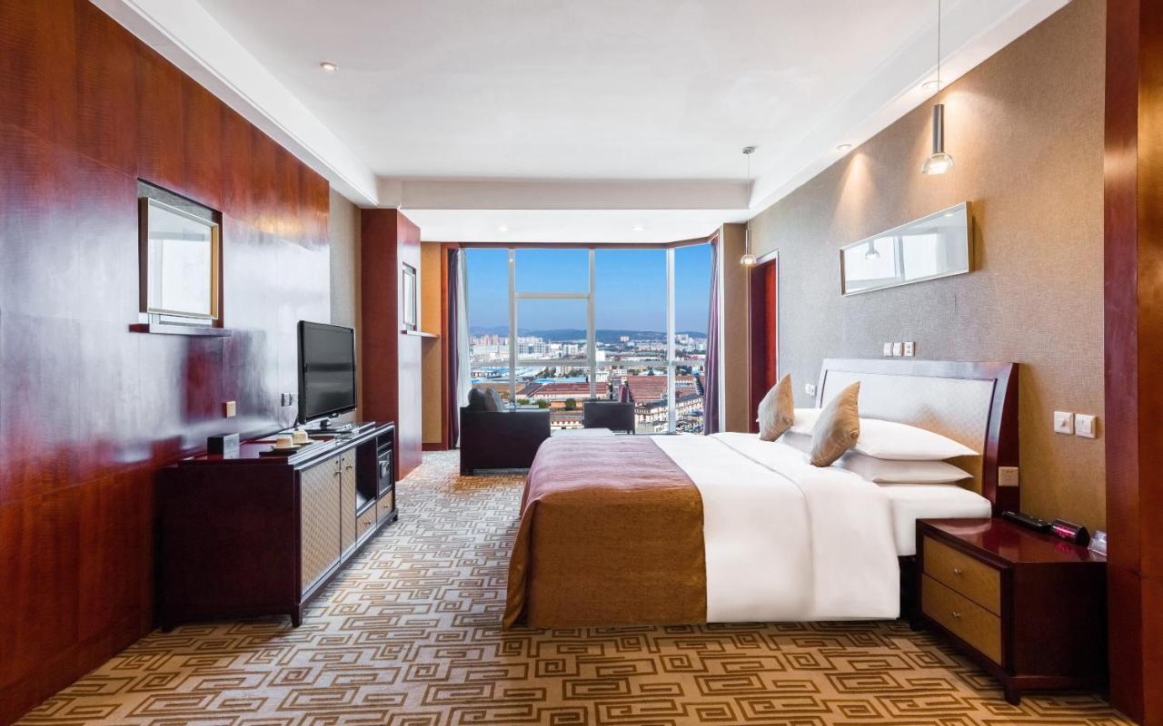 Empark Grand Hotel Kunming Buitenkant foto